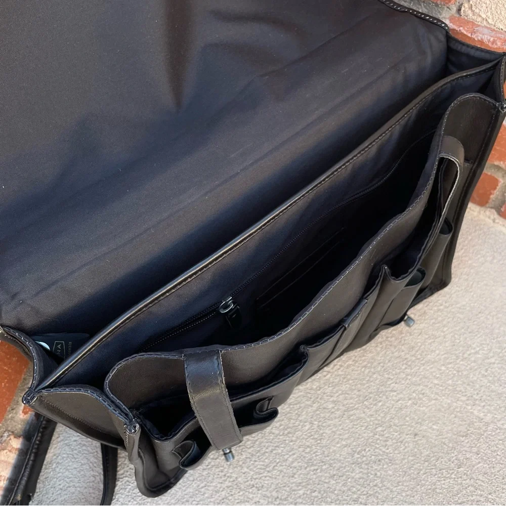DILANA VTG Black Leather Travel Briefcase